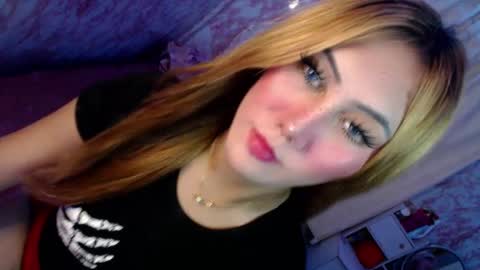 Snapshot of temptationoflust chatting on February 10, 7:26 am Im Dianna DONT FORGET TO FOLLOW ME online show from February 10, 7:26 am