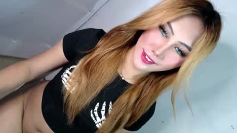 Snapshot of temptationoflust chatting on March 9, 5:44 am Im Dianna DONT FORGET TO FOLLOW ME online show from March 9, 5:44 am