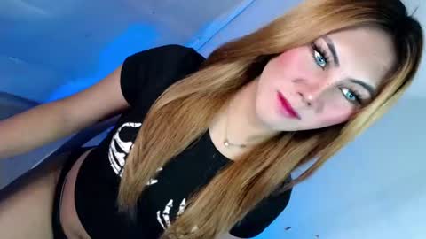 Snapshot of temptationoflust chatting on March 11, 9:45 am Im Dianna DONT FORGET TO FOLLOW ME online show from March 11, 9:45 am