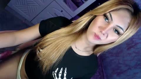 Snapshot of temptationoflust chatting on September 9, 9:20 am Im Dianna DONT FORGET TO FOLLOW ME online show from September 9, 9:20 am