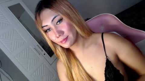 Snapshot of temptationoflust chatting on October 24, 4:09 am Im Dianna DONT FORGET TO FOLLOW ME online show from October 24, 4:09 am