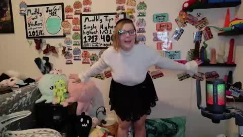 Pixie and Tentacle Overlord online show from January 16, 11:20 pm