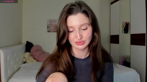 Snapshot of tender_babyy chatting on December 14, 2:21 pm Sexy girl Li online show from December 14, 2:21 pm