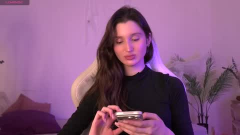 Snapshot of tender_babyy chatting on November 2, 12:29 pm Sexy girl Li online show from November 2, 12:29 pm