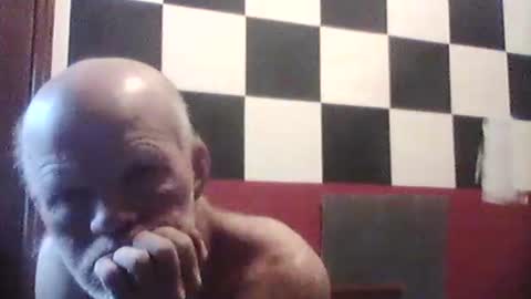 Snapshot of terdness2366 chatting on December 2, 2:12 pm terdness2366 online show from December 2, 2:12 pm