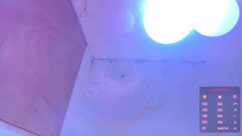 Terra Elowen online show from October 25, 11:29 am