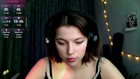 Anny Simpson online show from February 4, 8:31 am