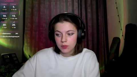 Anny Simpson online show from February 17, 9:32 pm