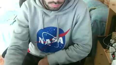 Snapshot of terwosdex chatting on November 12, 4:40 pm terwosdex online show from November 12, 4:40 pm