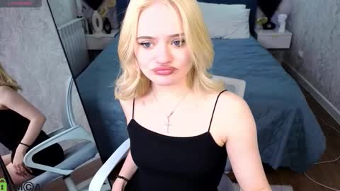 Snapshot of tessa_ashe chatting on March 4, 8:53 am Tessa online show from March 4, 8:53 am