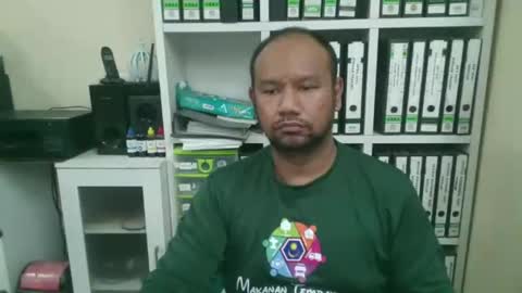 Snapshot of tested123 chatting on March 3, 7:10 am yours online show from March 3, 7:10 am