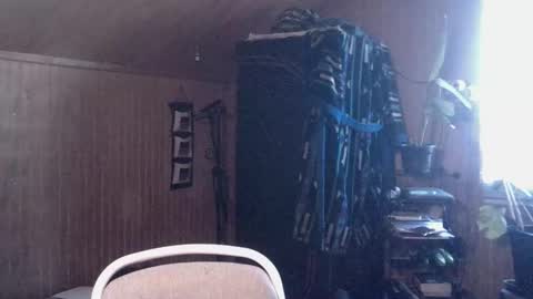 Snapshot of testotease chatting on January 8, 7:56 pm Milo online show from January 8, 7:56 pm