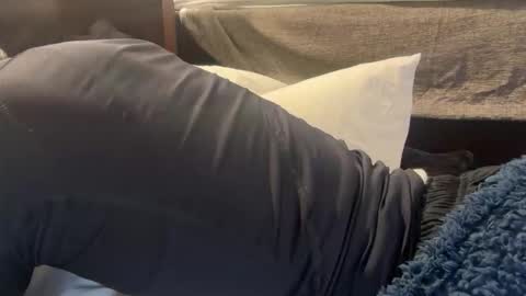 tevvdaren online show from March 6, 3:52 pm