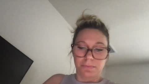 Snapshot of texas_blonde chatting on October 29, 9:38 pm Daphne Summers online show from October 29, 9:38 pm