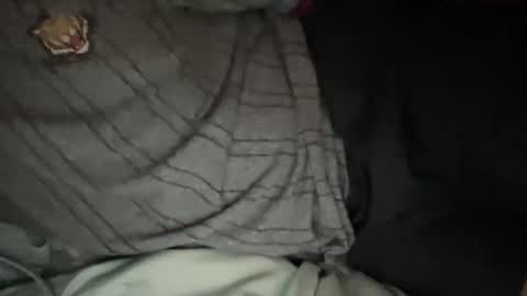 Derick online show from March 4, 3:01 am