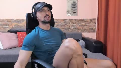 TexasHUNK online show from February 10, 5:30 pm