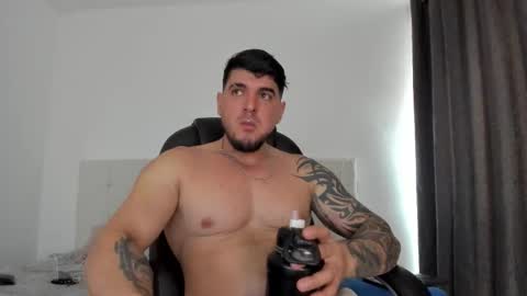 Snapshot of teylor_creed chatting on November 26, 7:48 pm teylor creed online show from November 26, 7:48 pm