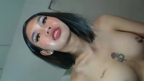 Snapshot of tgirl_luna69 chatting on February 4, 8:35 am Luna online show from February 4, 8:35 am