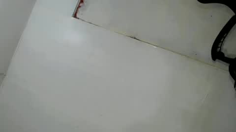 Snapshot of tgirl_luna69 chatting on February 25, 5:30 am Luna online show from February 25, 5:30 am