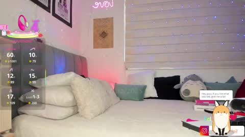 Snapshot of thaeltaylor chatting on February 9, 7:09 pm Thael online show from February 9, 7:09 pm