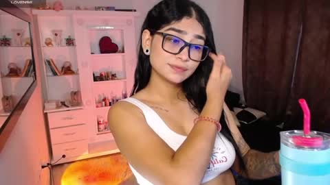 Snapshot of thalia_066 chatting on September 15, 7:36 pm thalia online show from September 15, 7:36 pm