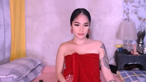 Snapshot of thalia_venture chatting on February 11, 12:27 pm Thalia online show from February 11, 12:27 pm