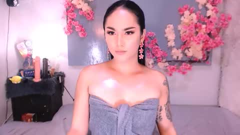 Snapshot of thalia_venture chatting on October 18, 10:38 am Thalia online show from October 18, 10:38 am