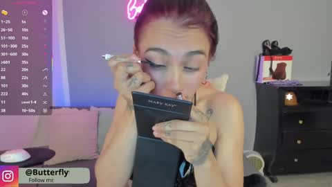 thamara_cooper_ online show from April 14, 6:08 am