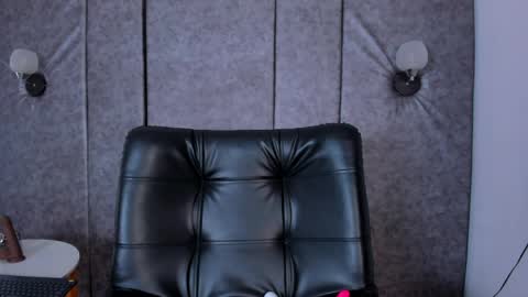thara webstter online show from June 4, 11:38 am