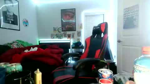 that_femboi online show from March 28, 10:26 am