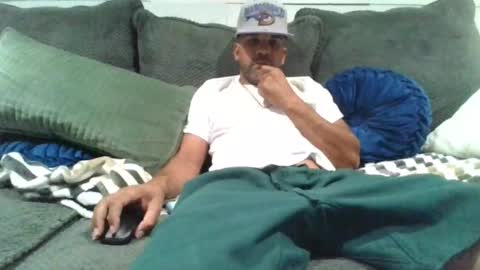 thatazguyaz online show from October 28, 9:46 am