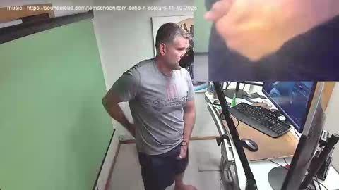 Snapshot of thaterkman chatting on October 15, 9:48 pm thaterkman online show from October 15, 9:48 pm