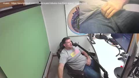 Snapshot of thaterkman chatting on December 4, 6:49 pm thaterkman online show from December 4, 6:49 pm