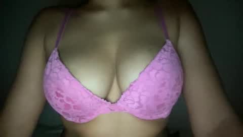 Snapshot of thatgirlmelanie chatting on October 18, 3:42 am Melanie online show from October 18, 3:42 am