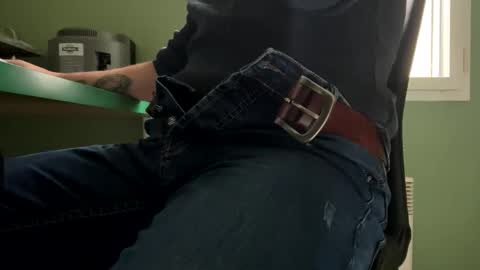 Snapshot of thco chatting on December 18, 12:33 pm thco online show from December 18, 12:33 pm