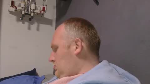 the007146368 online show from April 7, 8:09 pm