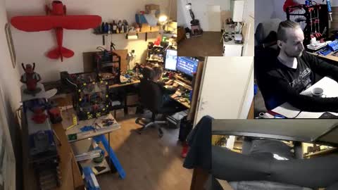 Snapshot of the0archon chatting on November 29, 1:14 pm Michal online show from November 29, 1:14 pm