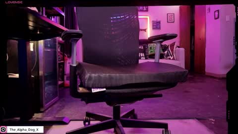 the_alpha_dog_xxx online show from November 25, 2:44 am