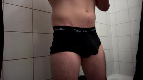 Snapshot of the_delicious_19 chatting on October 23, 4:06 pm the_delicious_19 online show from October 23, 4:06 pm