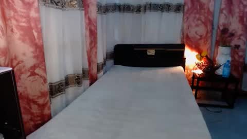 Snapshot of the_girl_nxt_door chatting on February 17, 4:20 am samm online show from February 17, 4:20 am