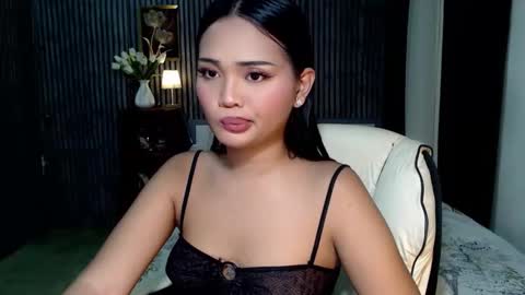 IG Lisa Avery Monroe online show from April 22, 11:56 am