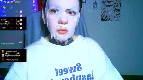 the_ice_owl online show from December 1, 3:11 am