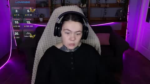 the_ice_owl online show from April 10, 2:17 am