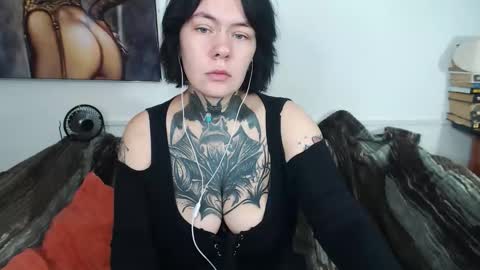 the_ice_woman online show from September 12, 12:55 am