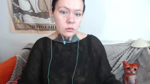 the_ice_woman online show from October 3, 2:30 am