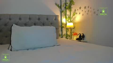 Snapshot of the_little_mia chatting on September 28, 10:15 pm MIA JP online show from September 28, 10:15 pm