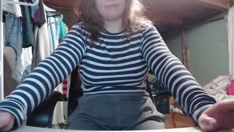 Snapshot of the_prettywondder chatting on September 25, 3:49 pm Ekye online show from September 25, 3:49 pm