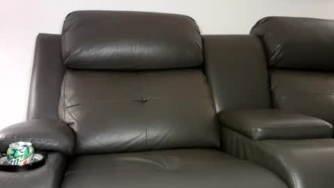 Snapshot of the_real_king_of_nv chatting on December 16, 1:31 am Your God online show from December 16, 1:31 am