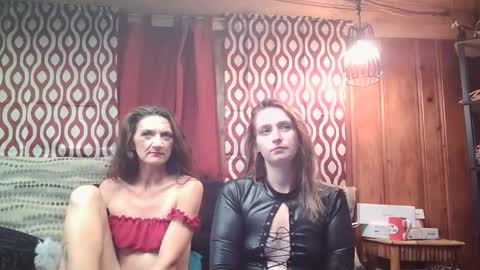 Snapshot of the_upper_room chatting on October 2, 4:58 pm Big Daddys Angels online show from October 2, 4:58 pm