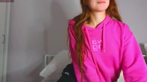 Snapshot of thebarbaraa chatting on October 12, 5:12 pm Barbara online show from October 12, 5:12 pm
